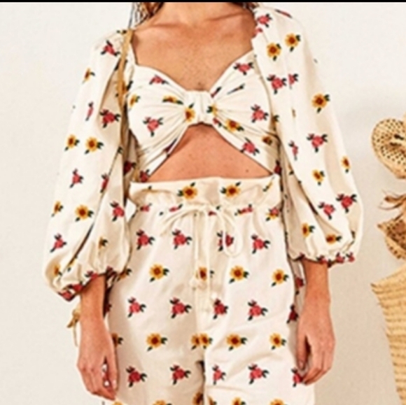 New FARM RIO Embroidered Crop Top - Picture 3 of 16